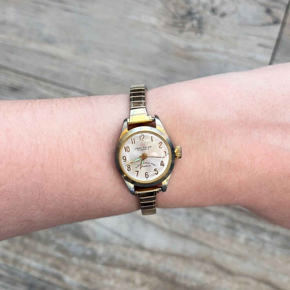 Vintage Jean Cardot 17 Jewels Quartz Gold Tone Bracelet Watch Retro Classic
